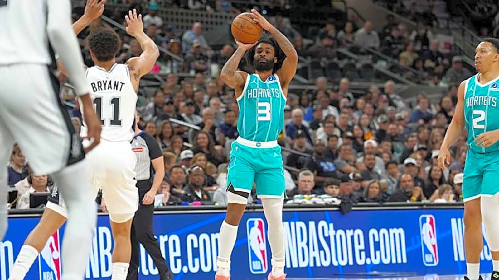 Do the Charlotte Hornets Have an Answer to Their Clutch Time Woes on the Roster?
