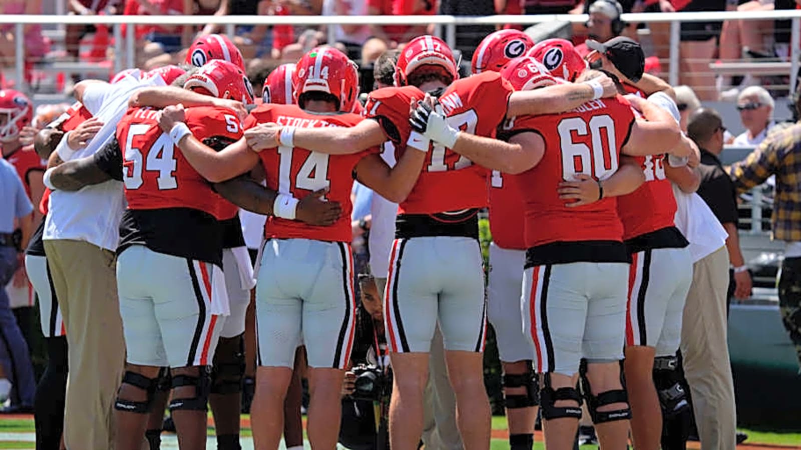 HALFTIME: Georgia Bulldogs Controlling Marshall Early in Week One Matchup