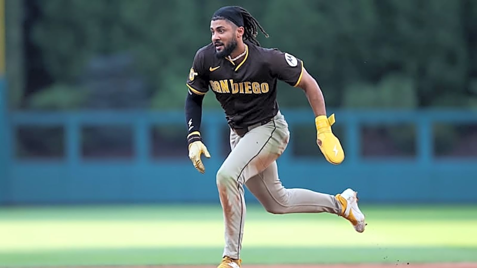 Padres&#39; Fernando Tatis Wants Jersey From Dodgers Star