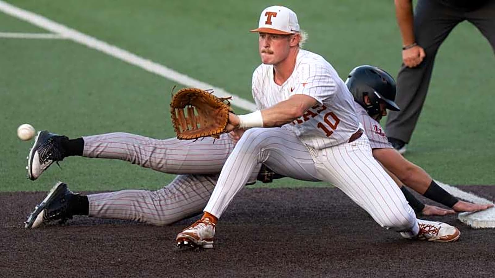 Texas Baseball Facing Elimination Against Kansas State