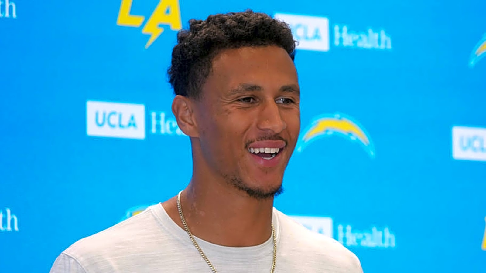 NFL insider argues Chargers&#39; overlooked free-agent signing could key playoff run