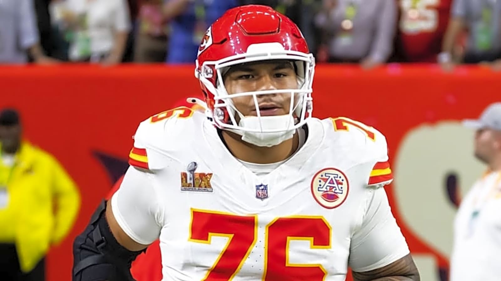 Chiefs&#39; OL Coach Chimes in on Kingsley Suamataia&#39;s Position Change