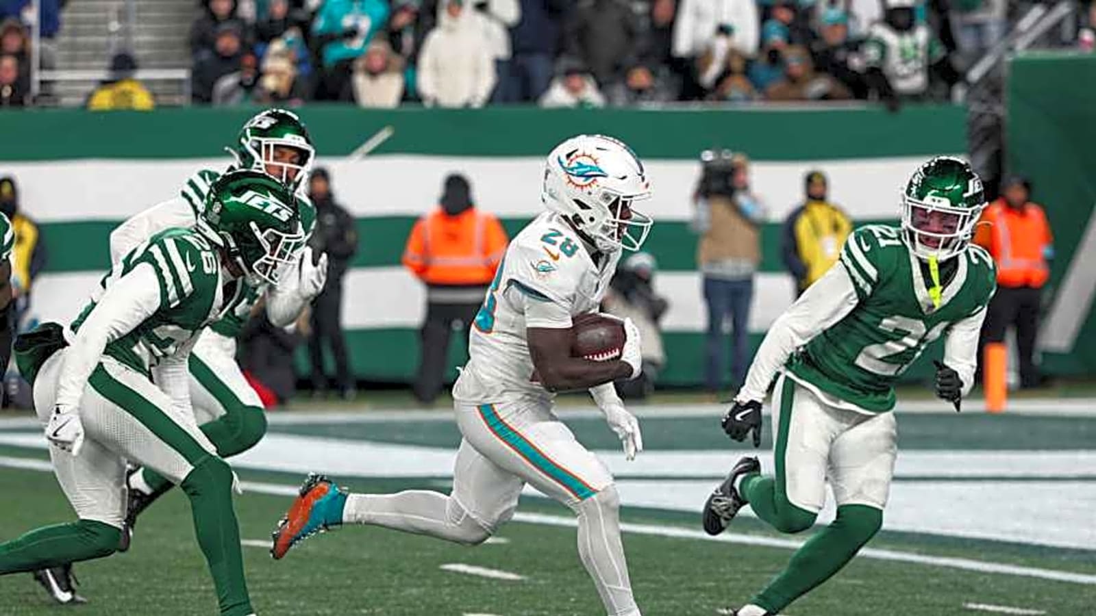 Former Texas A&M Star Receives Major NFL Prediction for Miami Dolphins