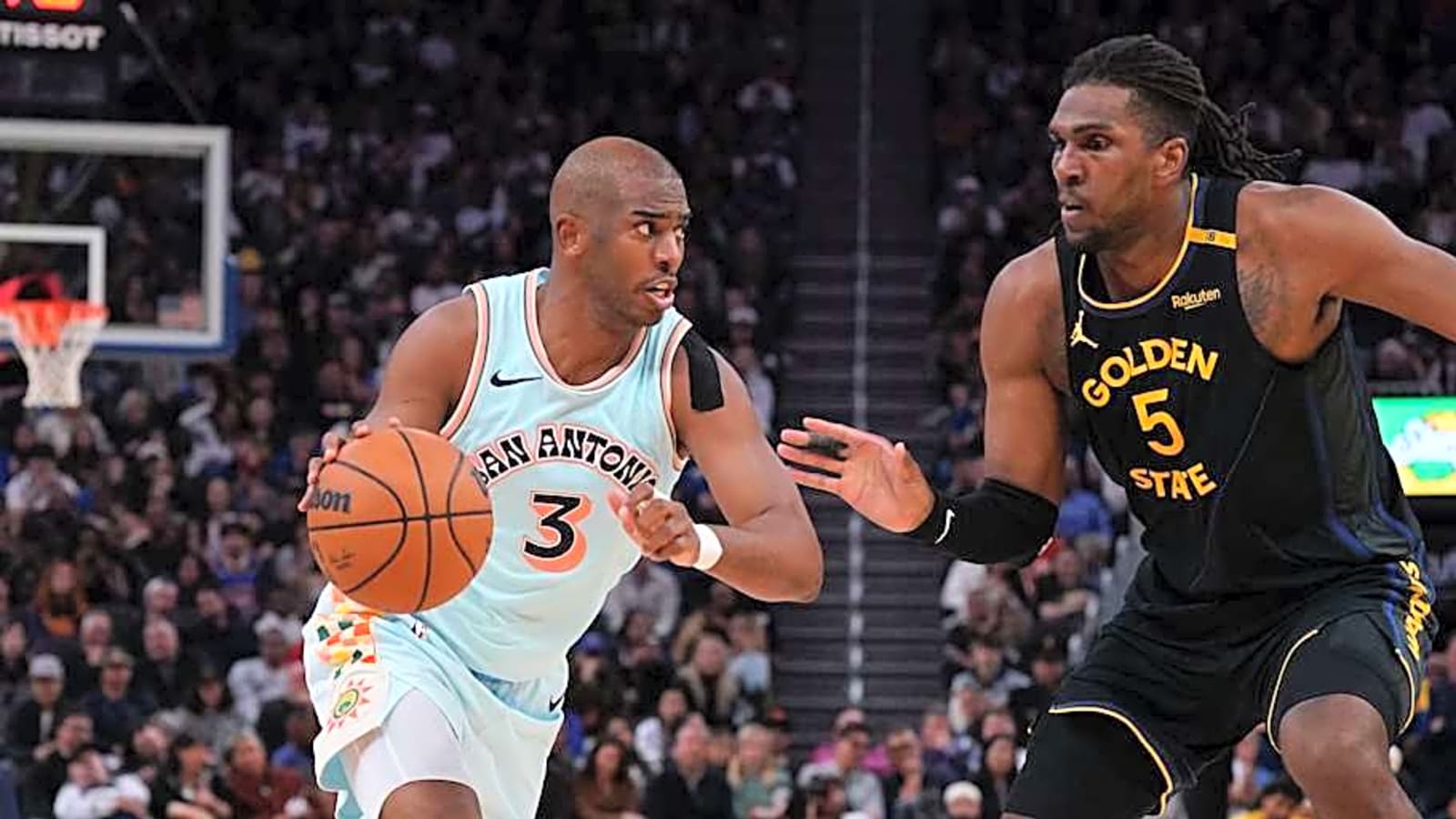 ESPN insider believes signing Chris Paul would be a smart move for Hornets