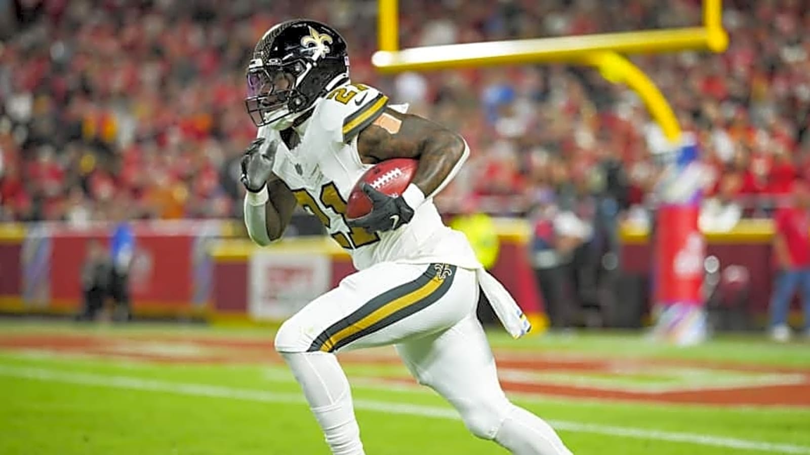 Cleveland Browns Urged To Pursue Veteran Running Back Before 2025 Season