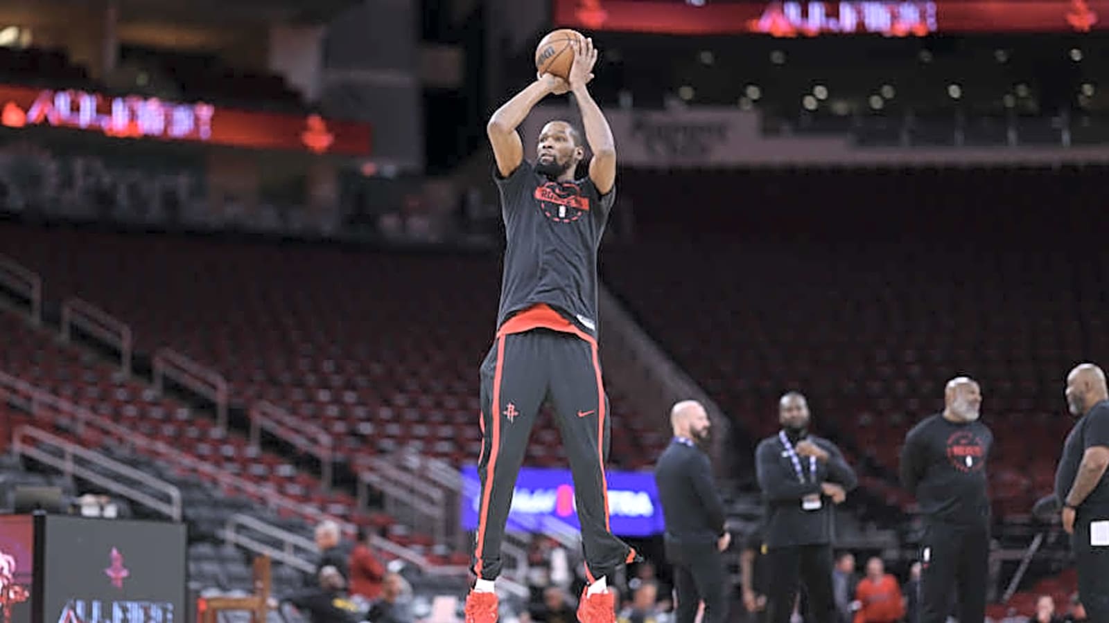 Rockets' Kevin Durant Unveils New Shoe in Lakers Defeat