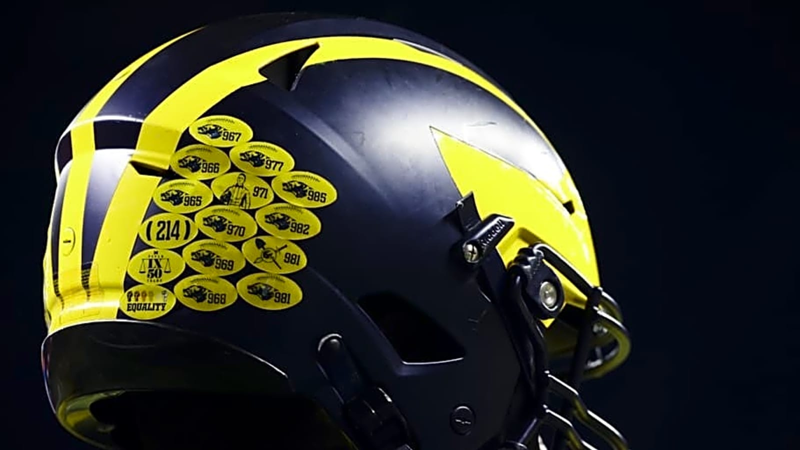 Michigan football loses 4-star LB to SMU