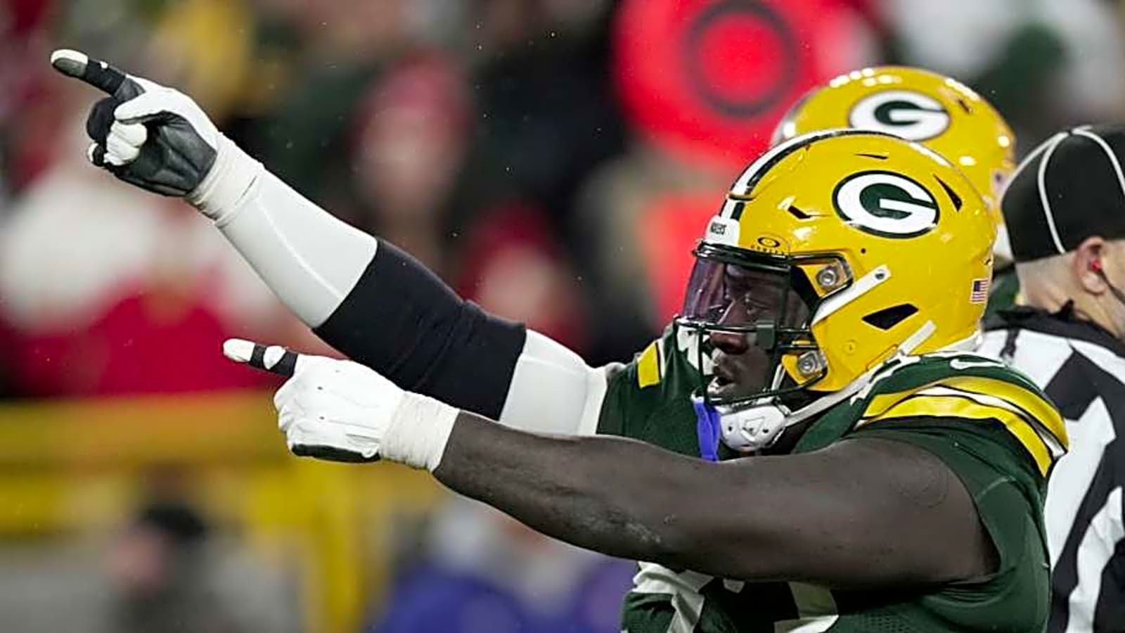 Report: UCLA&#39;s Kenny Clark Doubted Ahead of 2025 Season