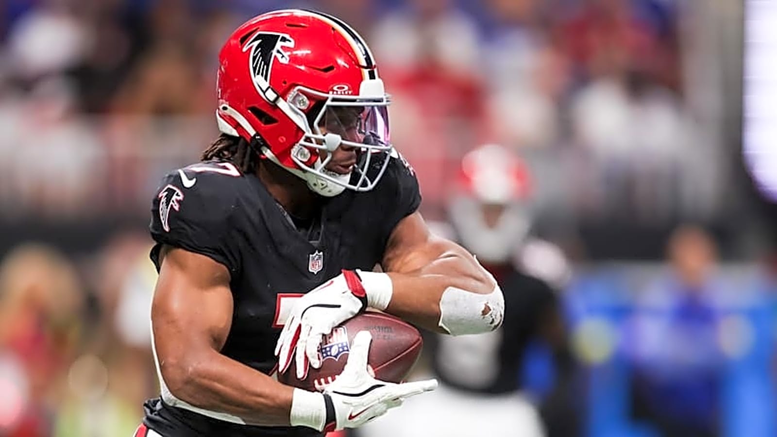 How Can Dolphins Handle Bijan Robinson, Falcons Rushing Attack?