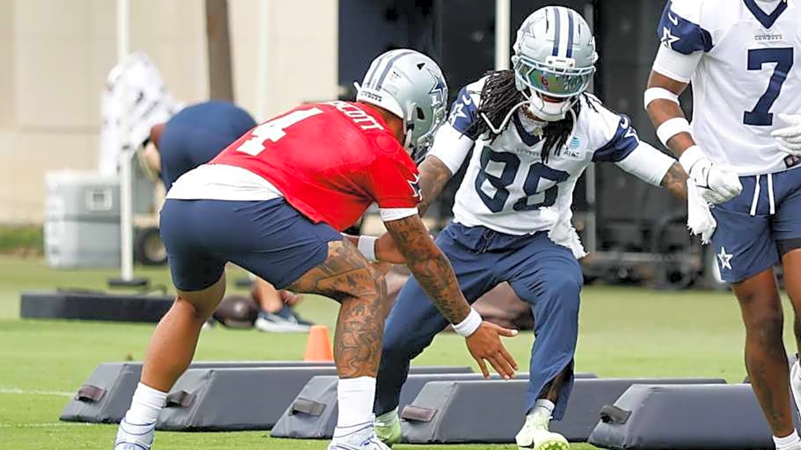 Dak Prescott hosts annual workout with Dallas Cowboys skill players