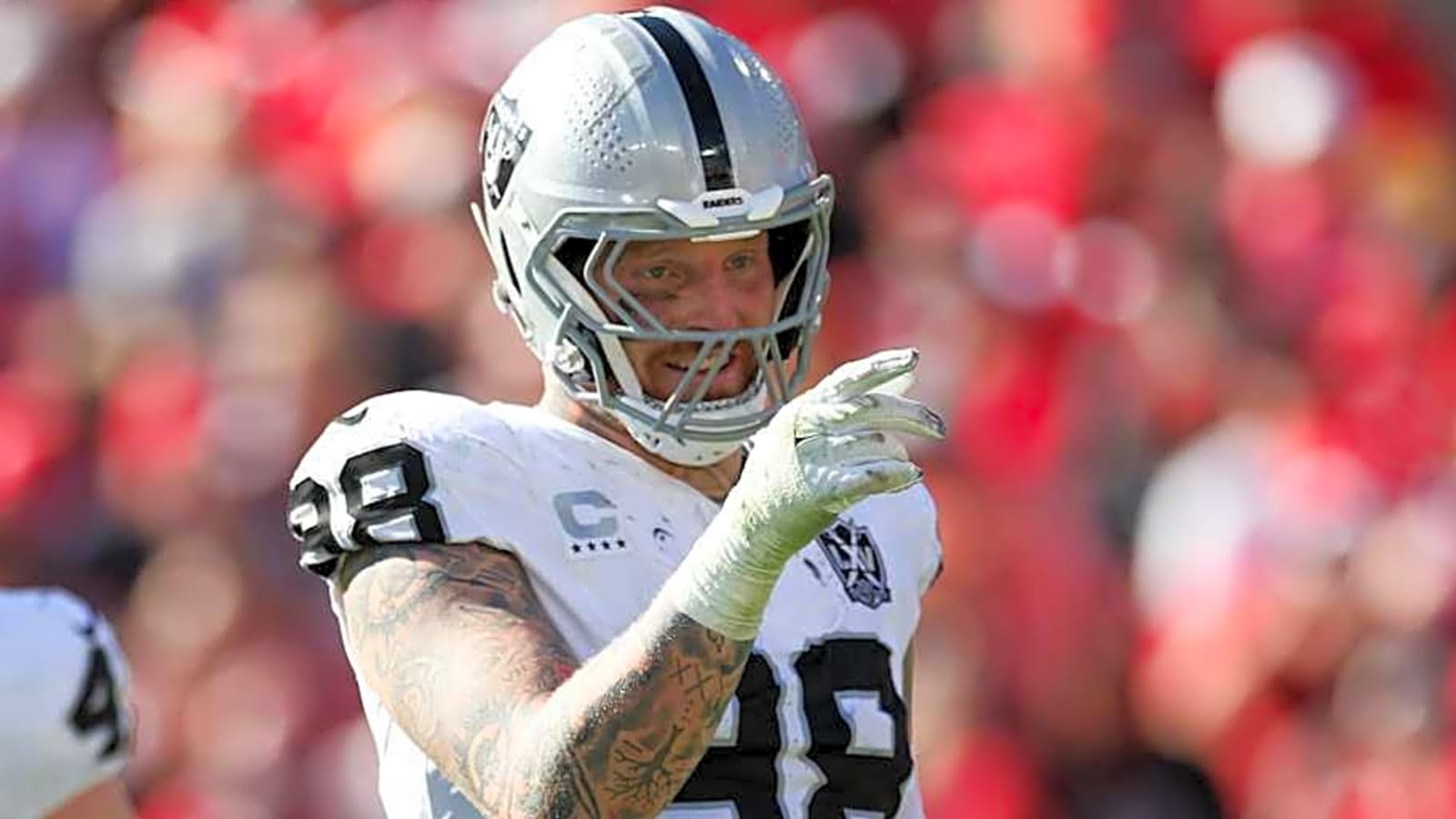 Raiders&#39; Maxx Crosby Pays It Forward at Annual Sack Summit