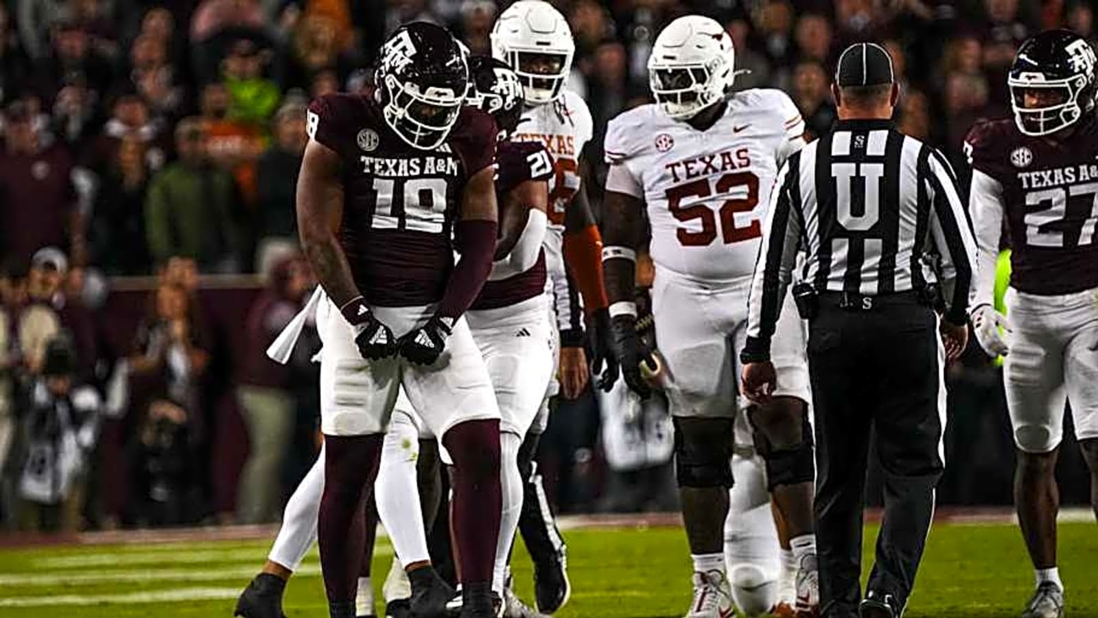 Mike Elko Expects Big Season for Texas A&M Aggies DE