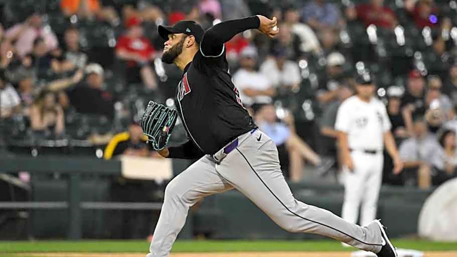 Rodriguez Dominates in D-backs&#39; Injury-Marred Blowout of White Sox