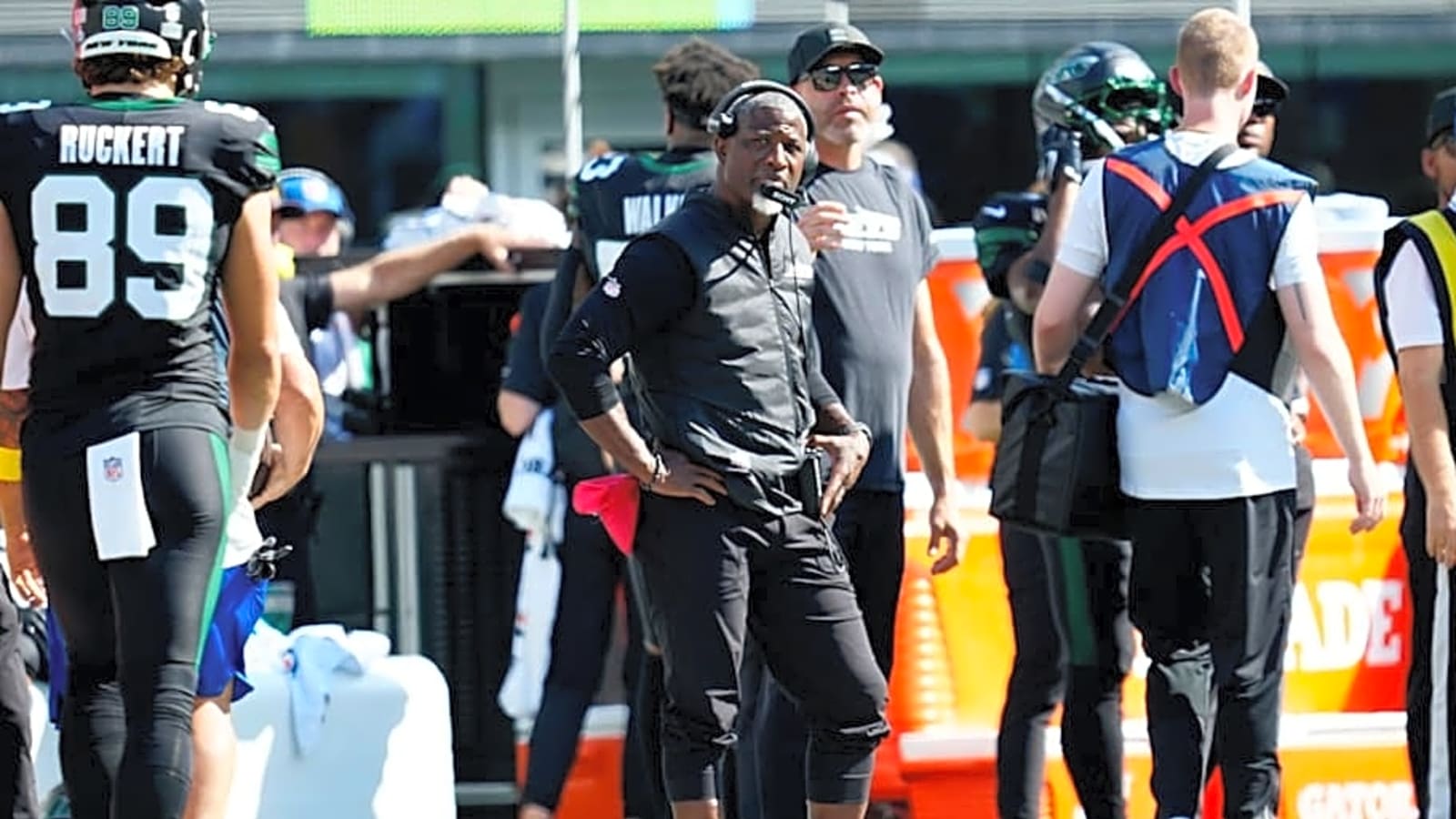 Aaron Glenn Sends Blunt Message To Jets After Terrible 0-5 Start