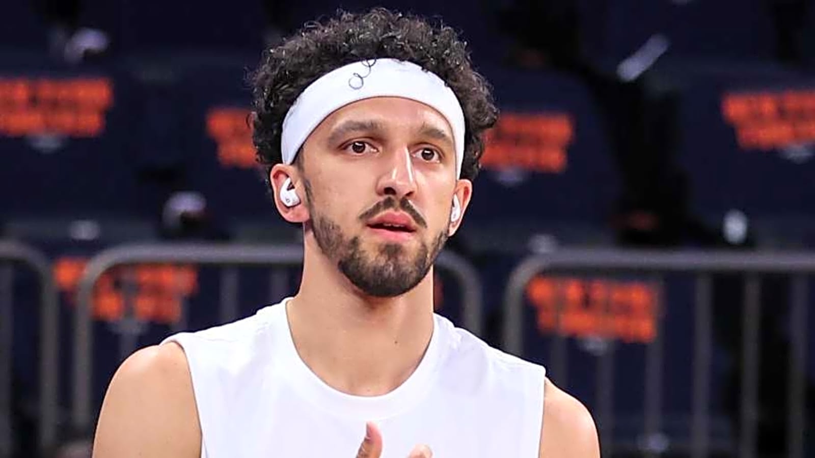 5 NBA Longshots Survive Final Cuts After Preseason