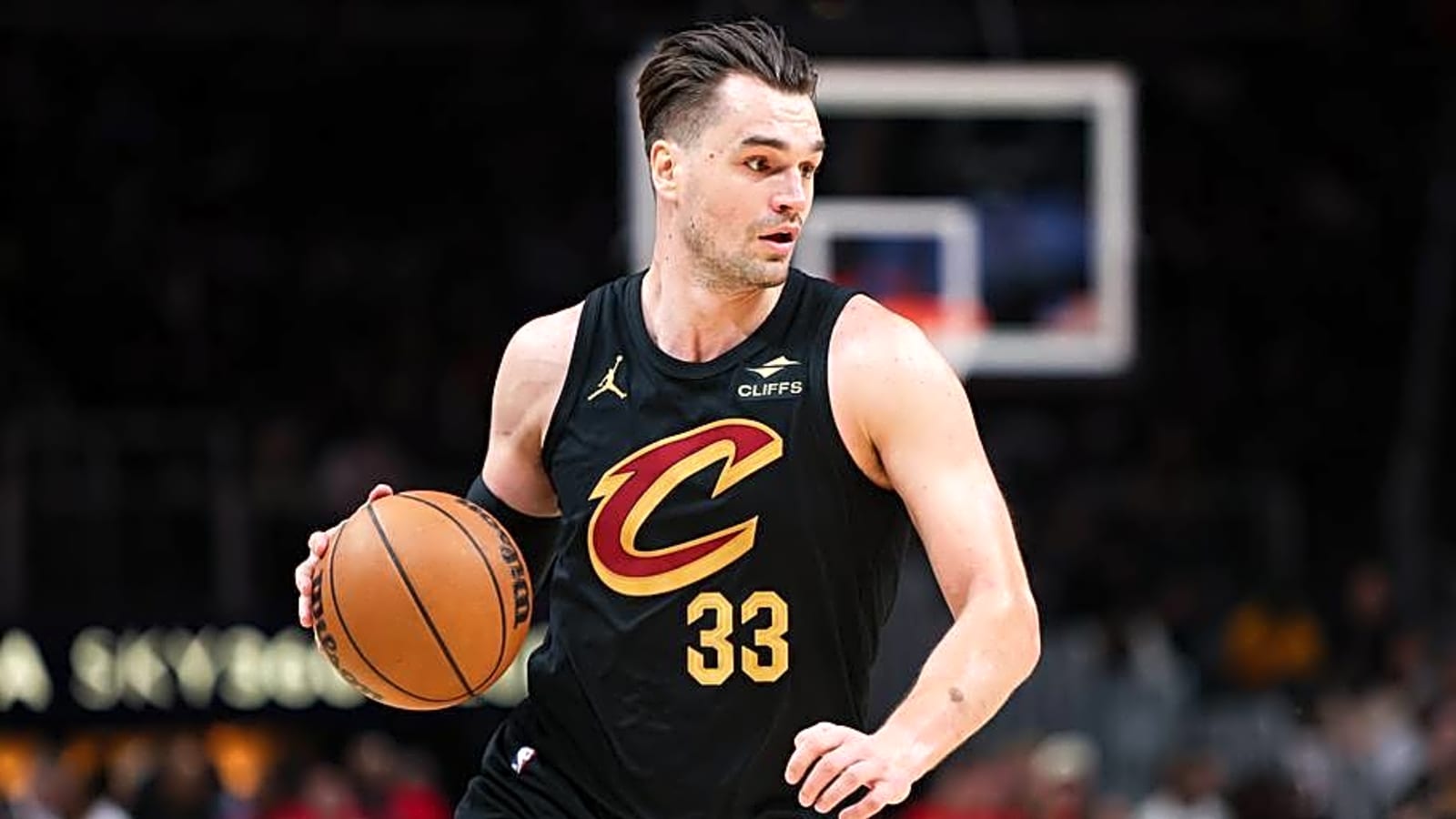 Awkward Exchange Between Cavs Teammates Sums Up Hawks Loss