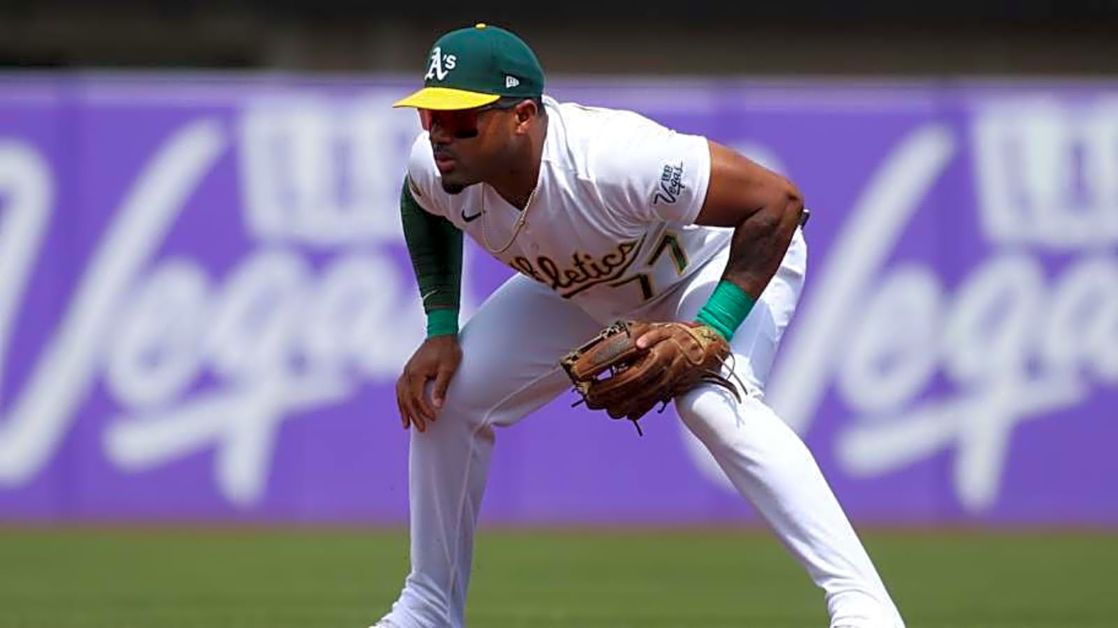 Mets Aquire Veteran Utility Man Off Waivers From Athletics