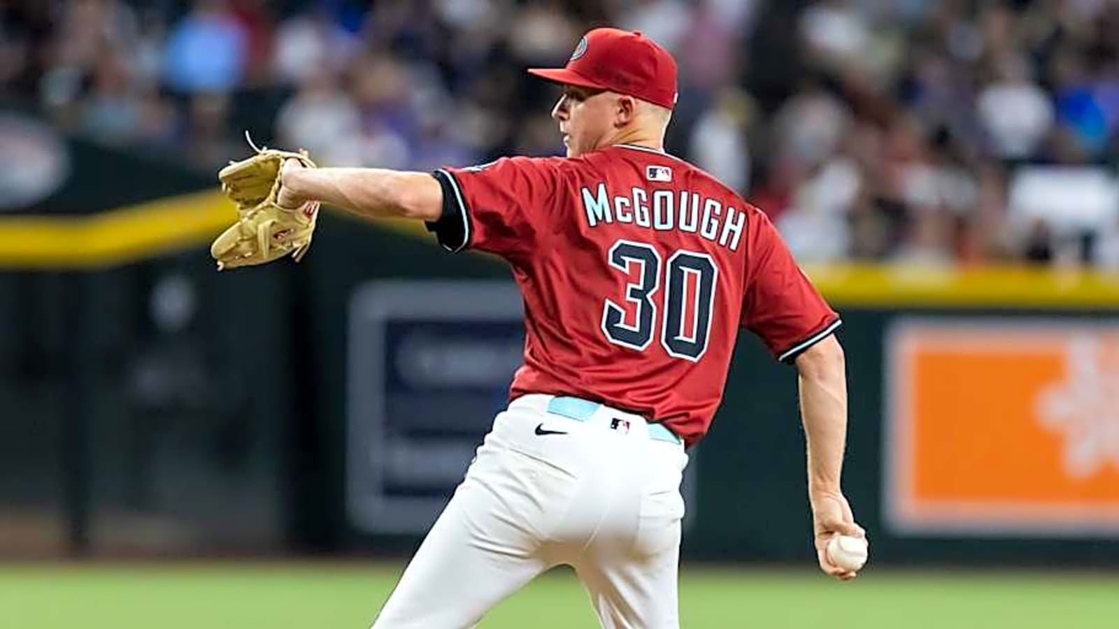How Controversial Reliever Departed D-backs&#39; Organization