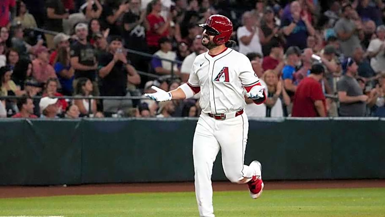 Yankees Competition Growing for Diamondbacks Scorching Slugger