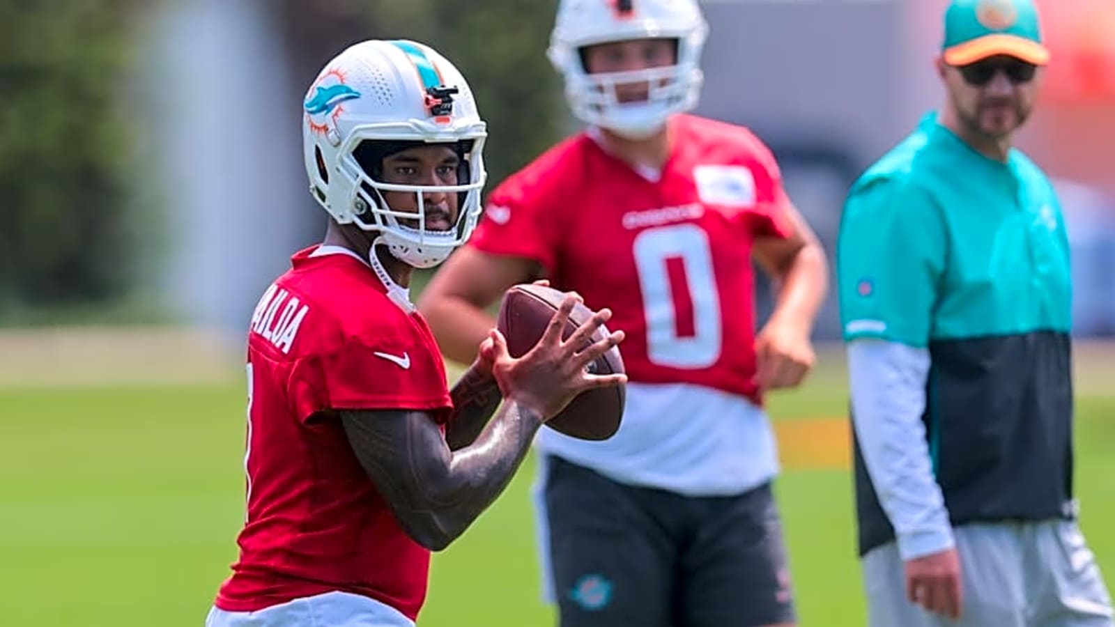 Tua Is '100 Percent' Team Jonnu