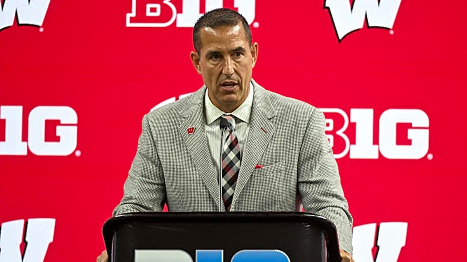 Biggest questions for Wisconsin Badgers ahead of Big Ten football media days and fall camp