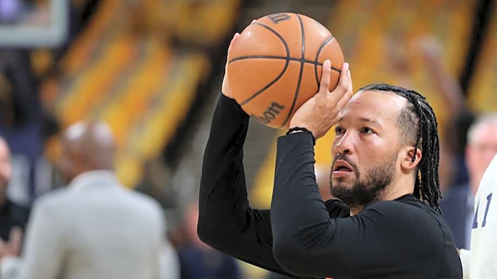 Knicks Star Goes Viral For Love Island Tweet