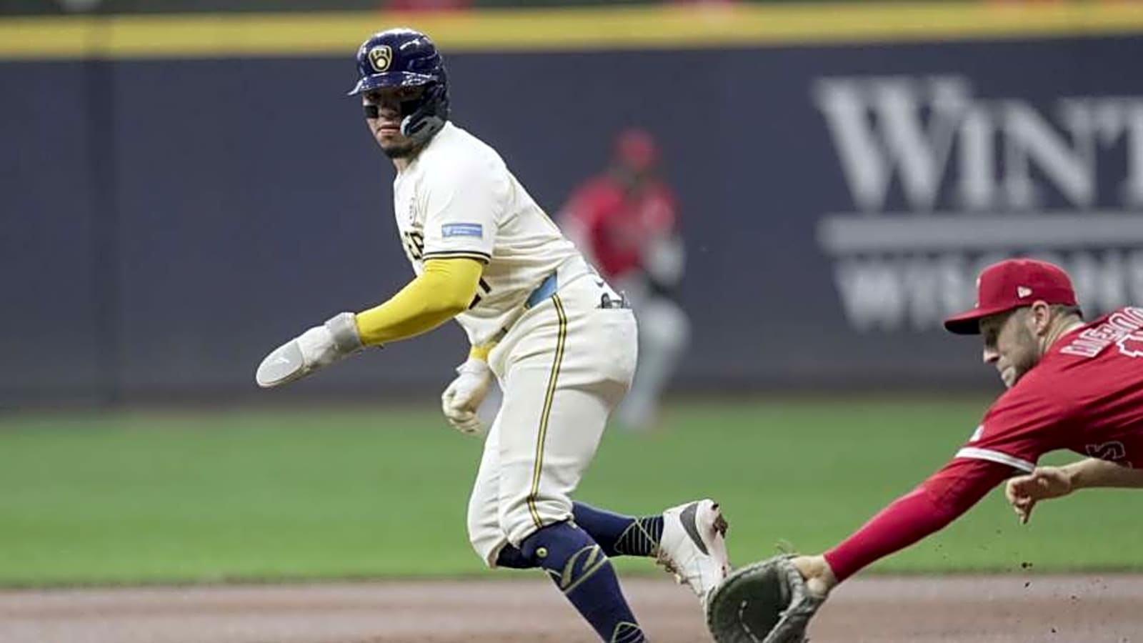 Brewers Get William Contreras Update From MLB Insider