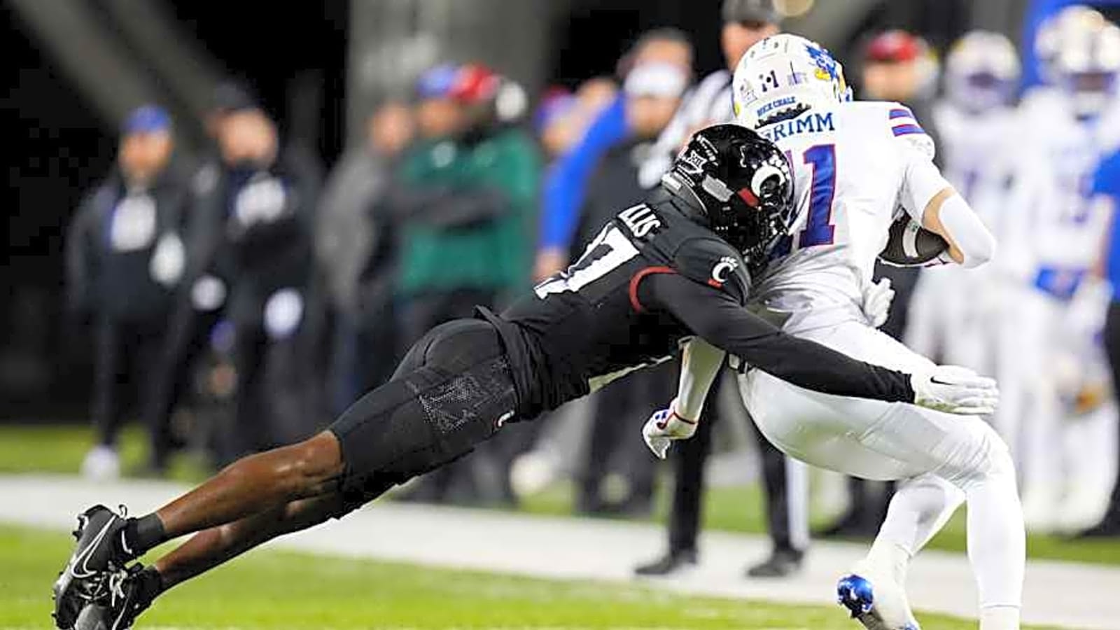 Cincinnati Safety Ken Willis Enters Transfer Portal During Final Week Of Spring Practice