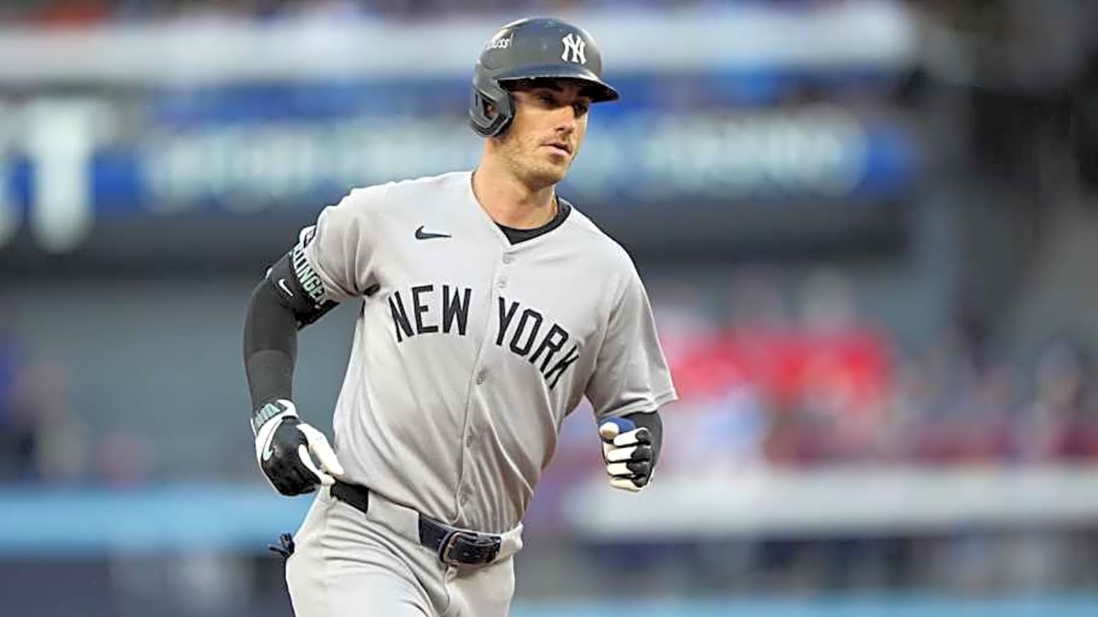 Star Slugger is Yankees Backup Option?