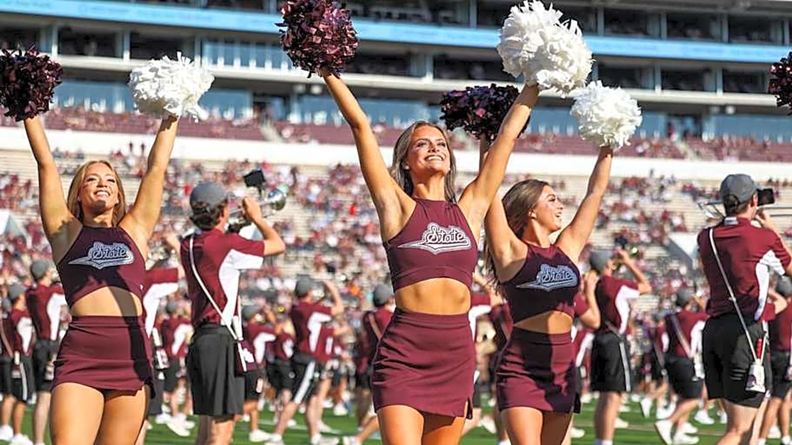 Random midweek thoughts about Mississippi State&#39;s football teams