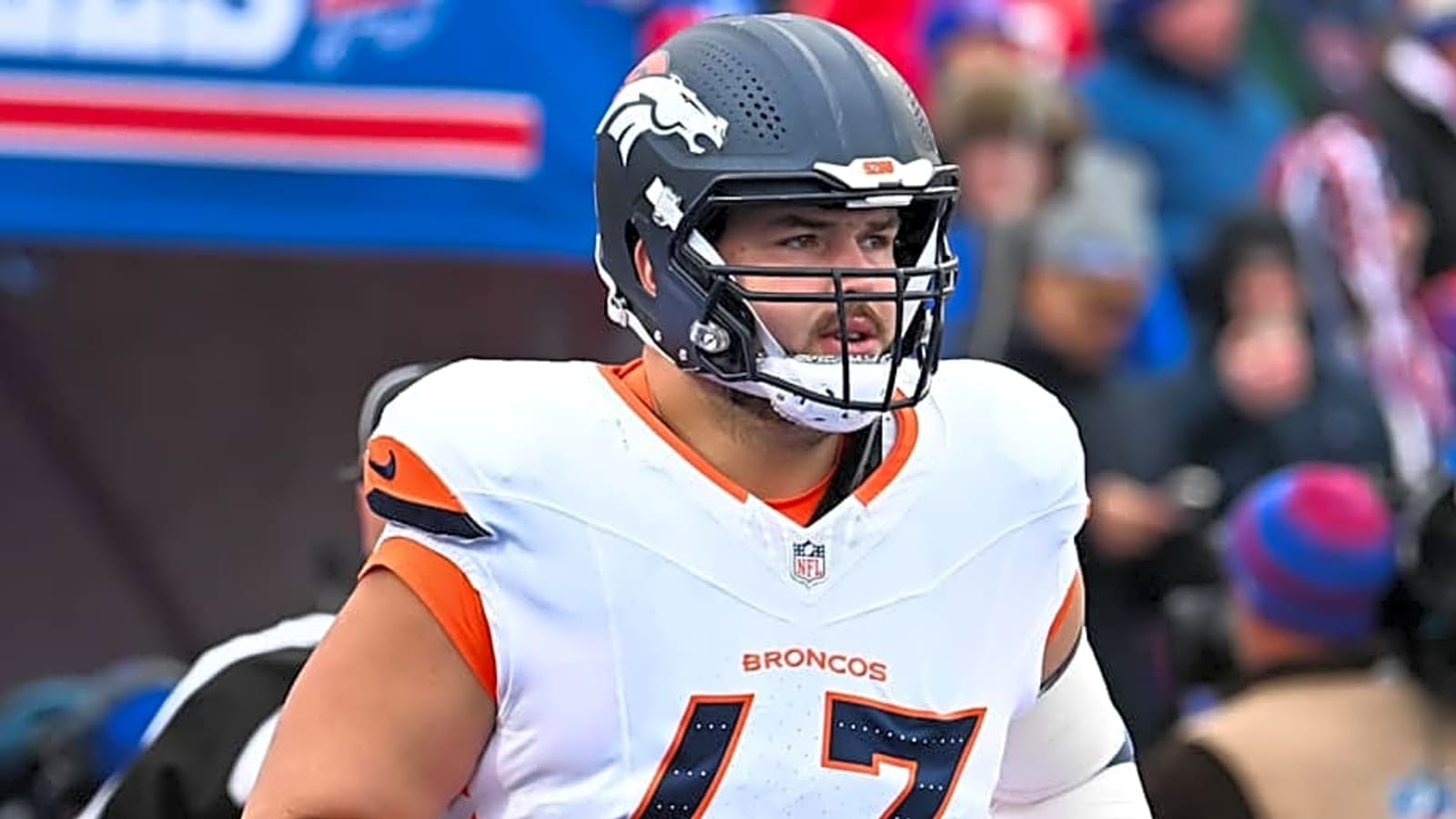 Broncos Lock In Alex Palczewski: Contract Details & Grade