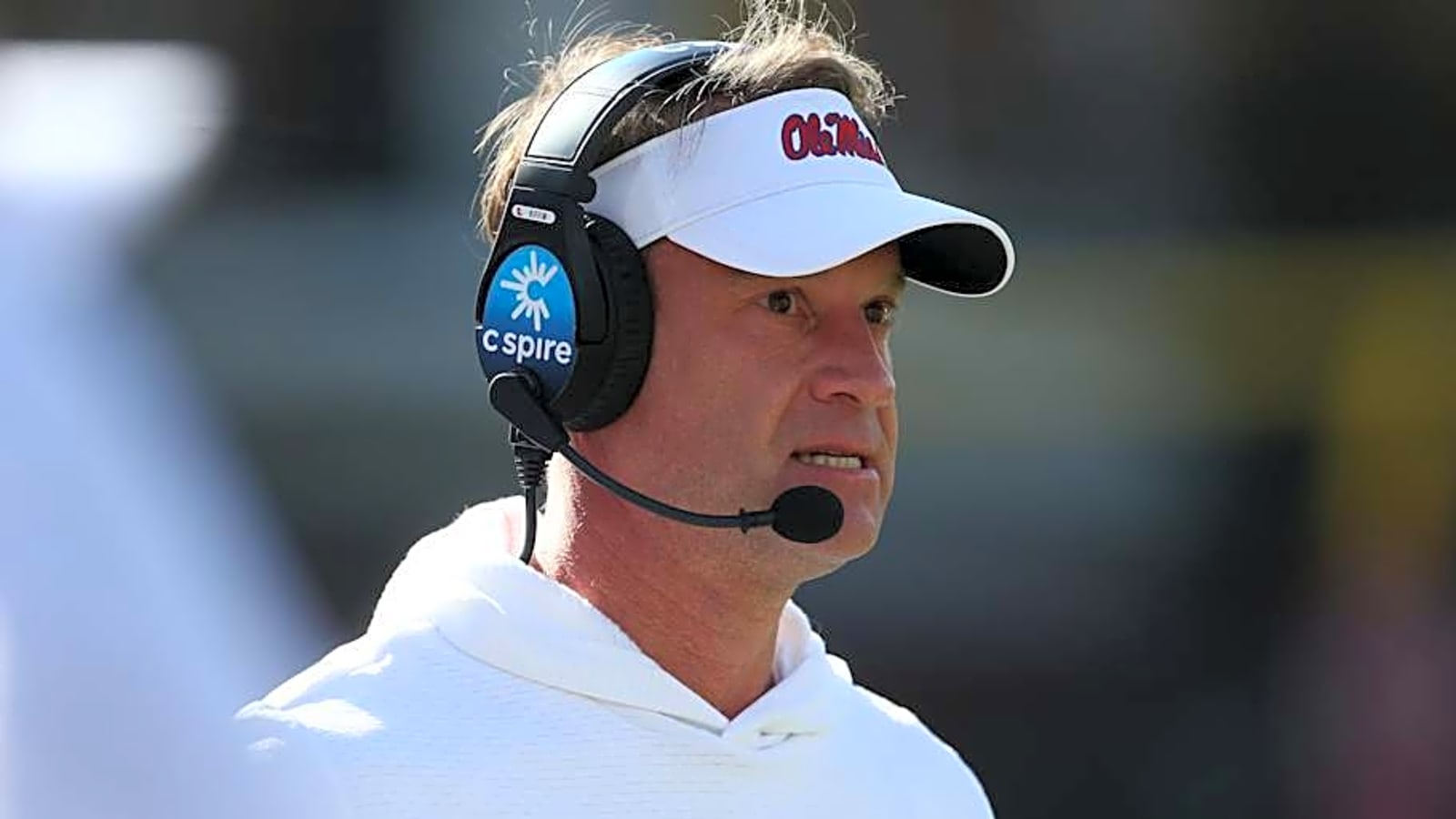 Super Bowl-winning head coach calls out Lane Kiffin after Ole Miss departure