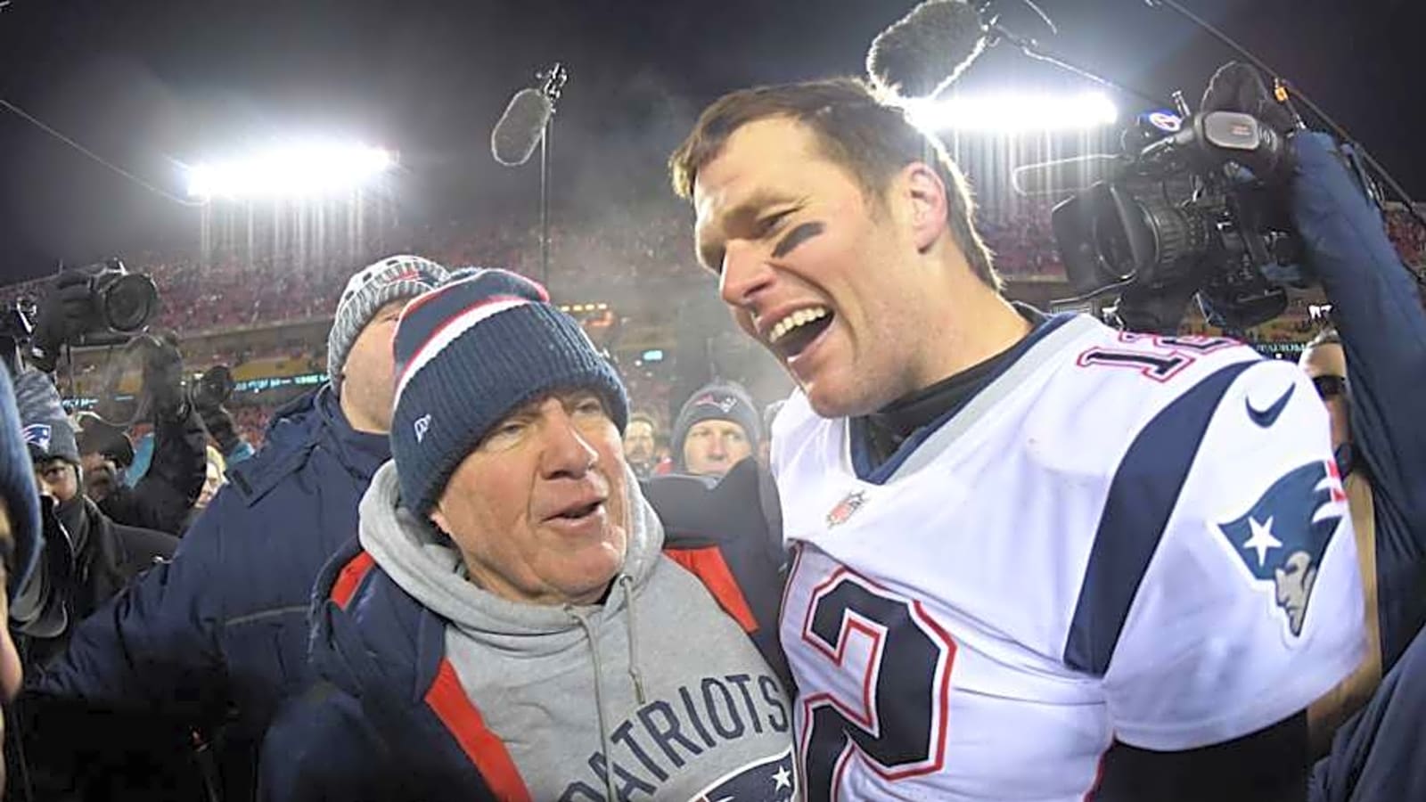 Tom Brady Weighs In on Belichick’s College Coaching Challenge