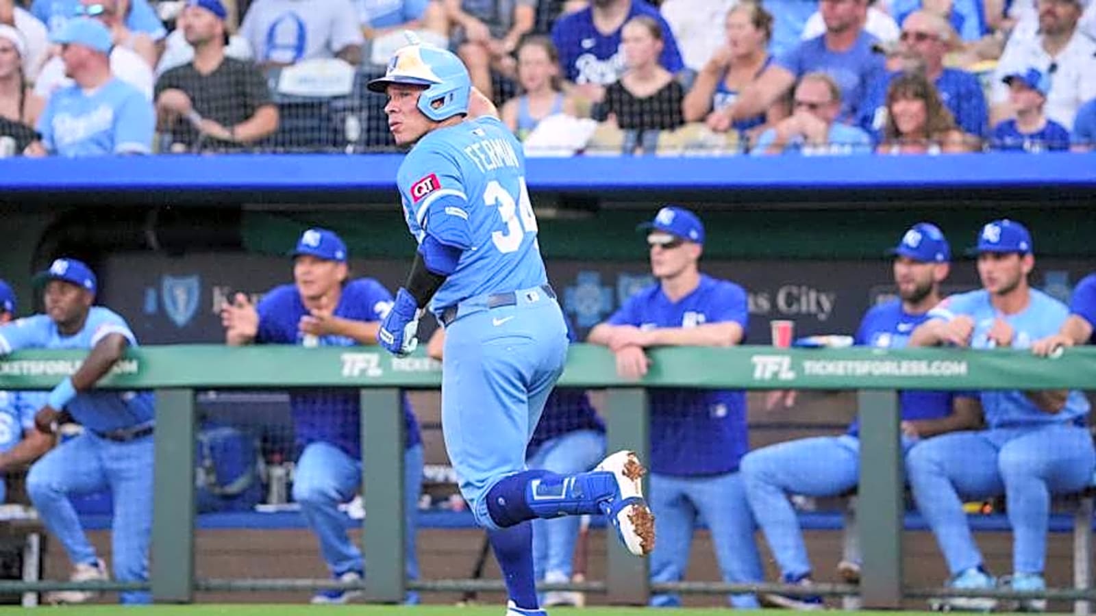 Padres, Royals Make Surprise Trade: Freddy Fermin For Pair Of San Diego Arms