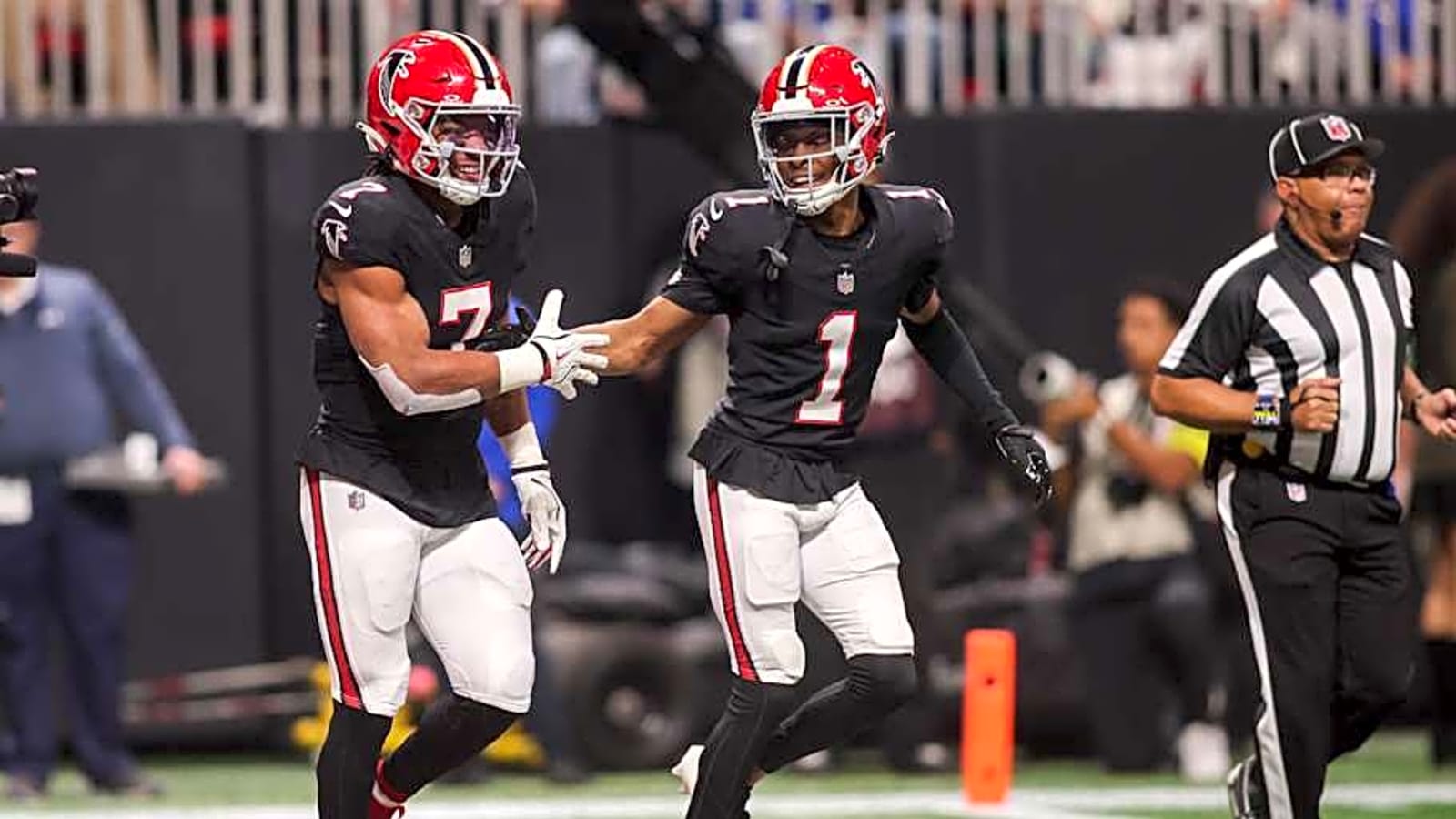 Falcons Lose Starting CB for Saints, Season