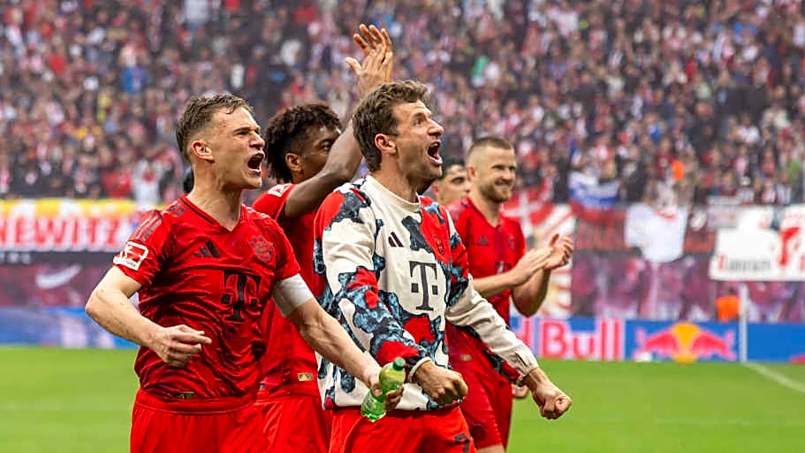 How Bayern Munich&#39;s Players Celebrated Winning The Bundesliga