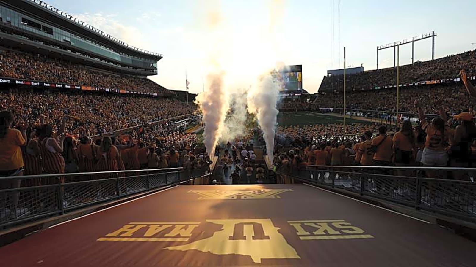 Gophers football has one of the highest-paid GMs in college football, report says