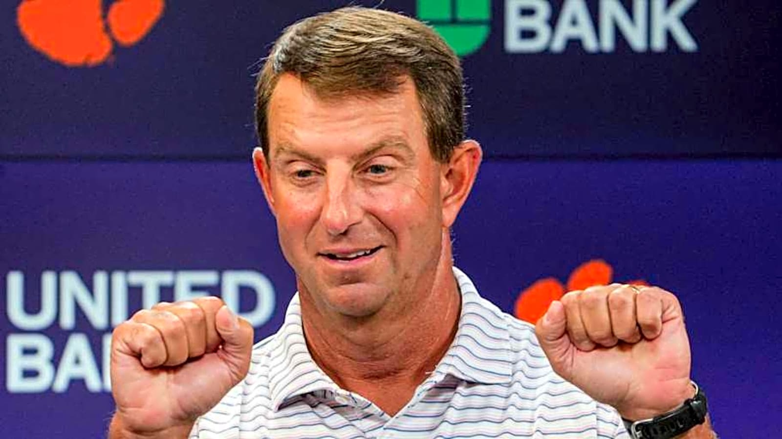 Clemson Commit Shuts Down Recruitment