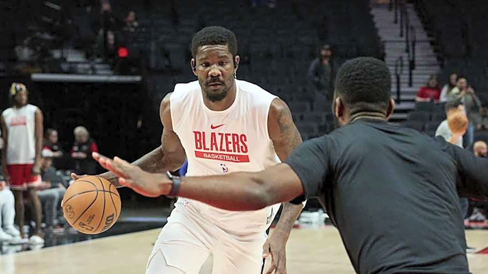 Former Blazer Deandre Ayton Excited to Be With &#39;Winning Organization&#39; in Lakers