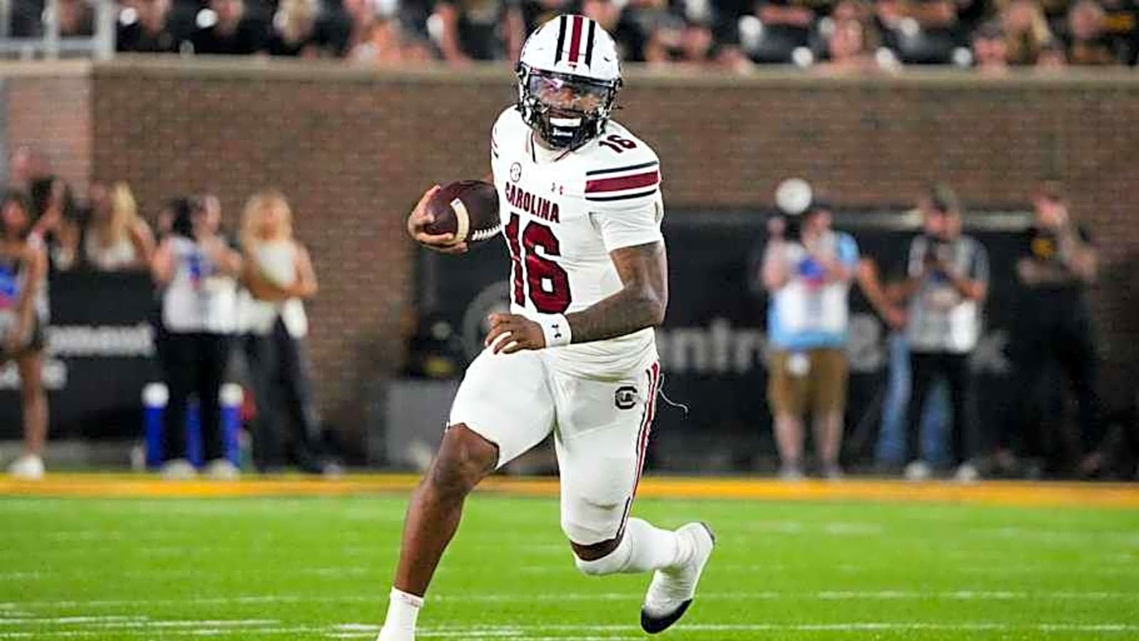 South Carolina vs Kentucky Updated Betting Odds: Gamecocks Lead Shrinks