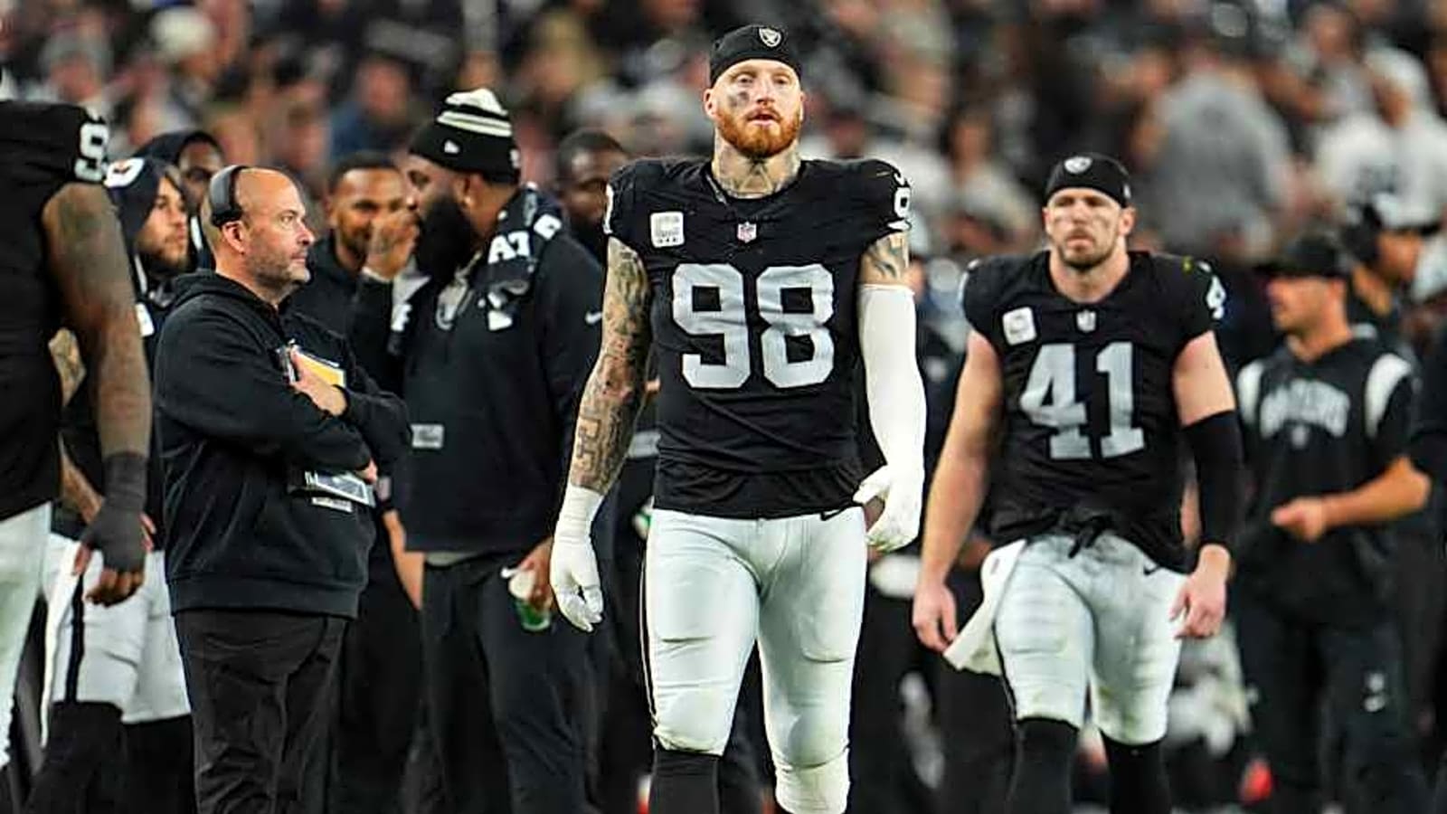 Maxx Crosby blindly falls into familiar Raiders trap (and Chargers fans love it)