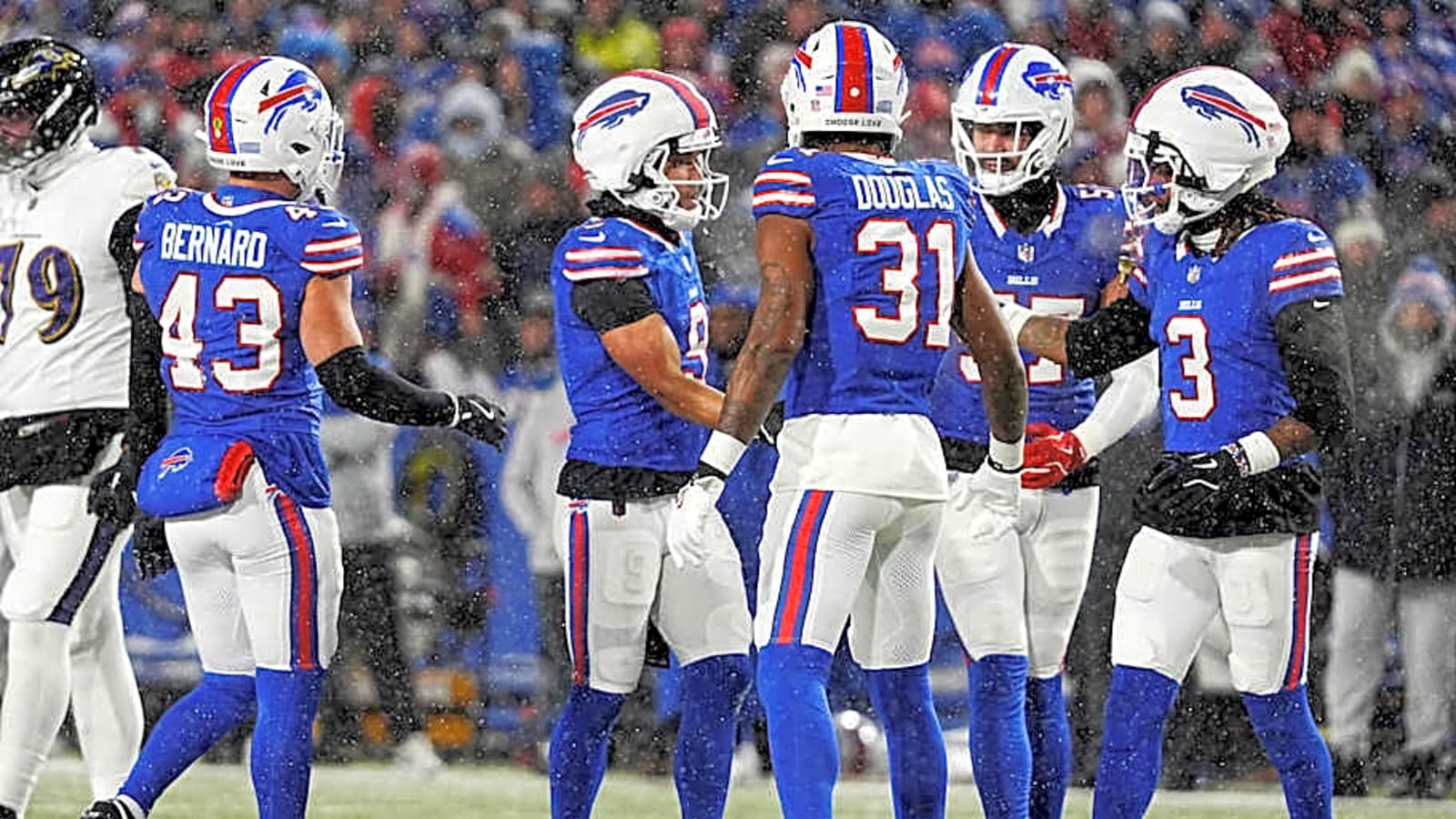 Bills&#39; revamped defense has Chiefs chasing them in latest NFL Top 10 rankings