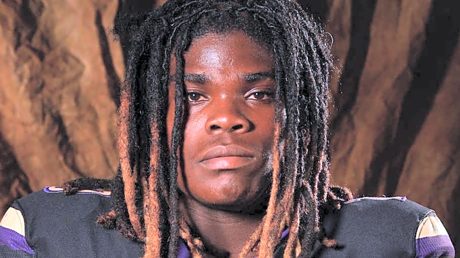 &#39;26 DL Kevontay Hugan Decommits from Louisville