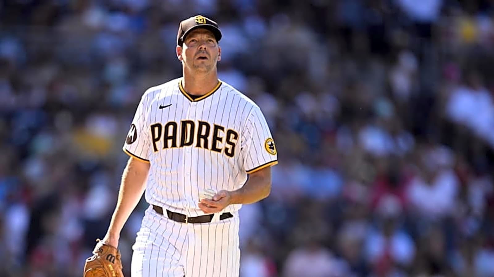 Kansas City Royals Set to Trot Out MLB&#39;s Oldest Pitcher in Over a Decade