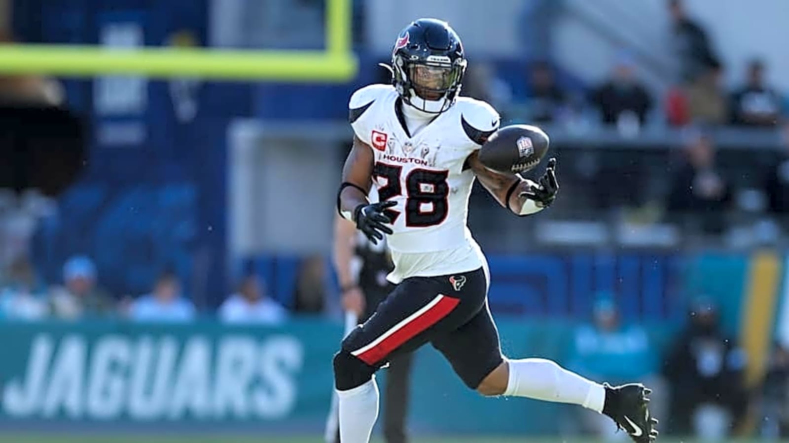 NFL Insider Drops Huge Injury Update on Texans&#39; Joe Mixon