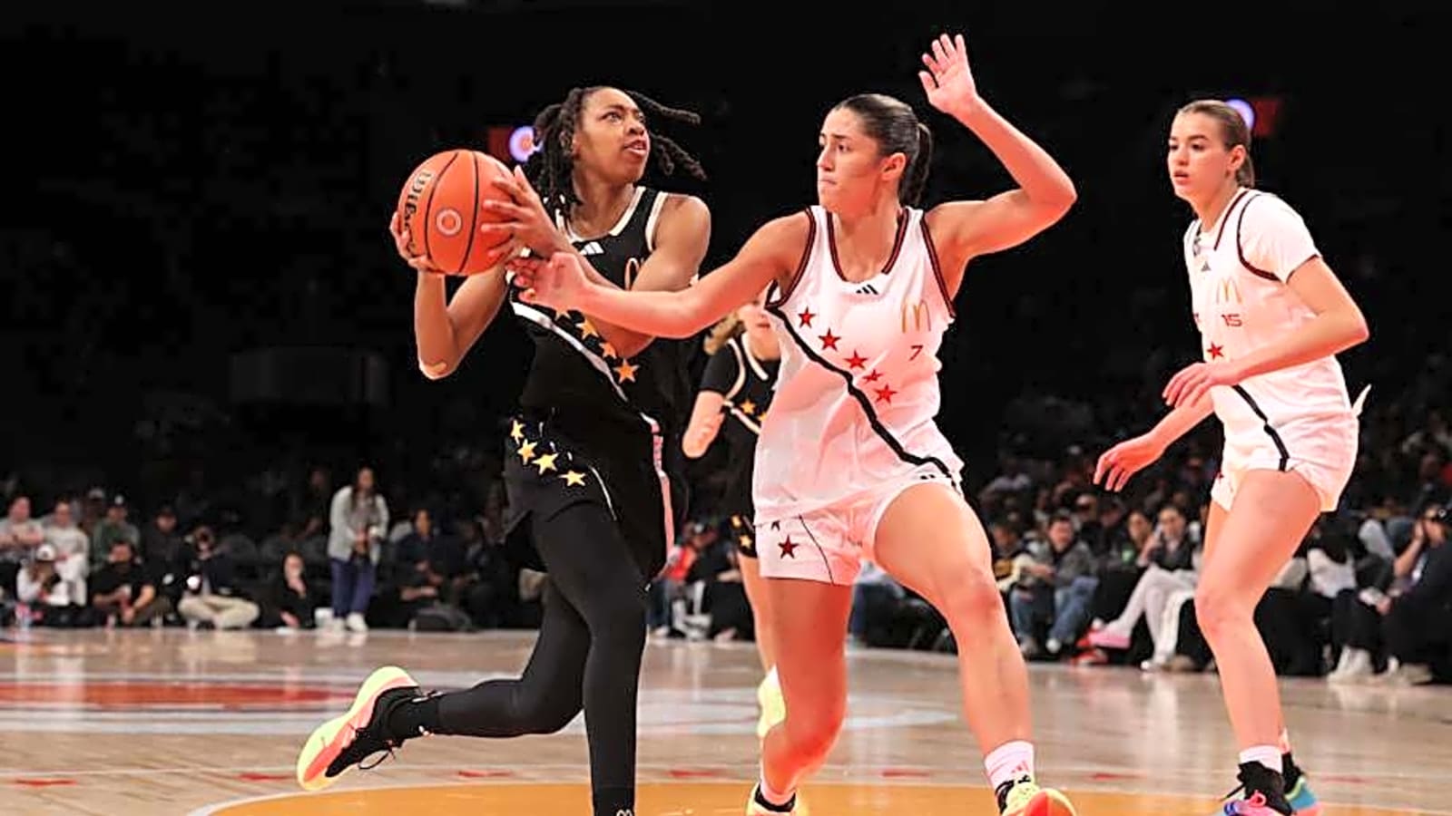 UNC Women’s Basketball: A Look at Five-Star Nyla Brooks