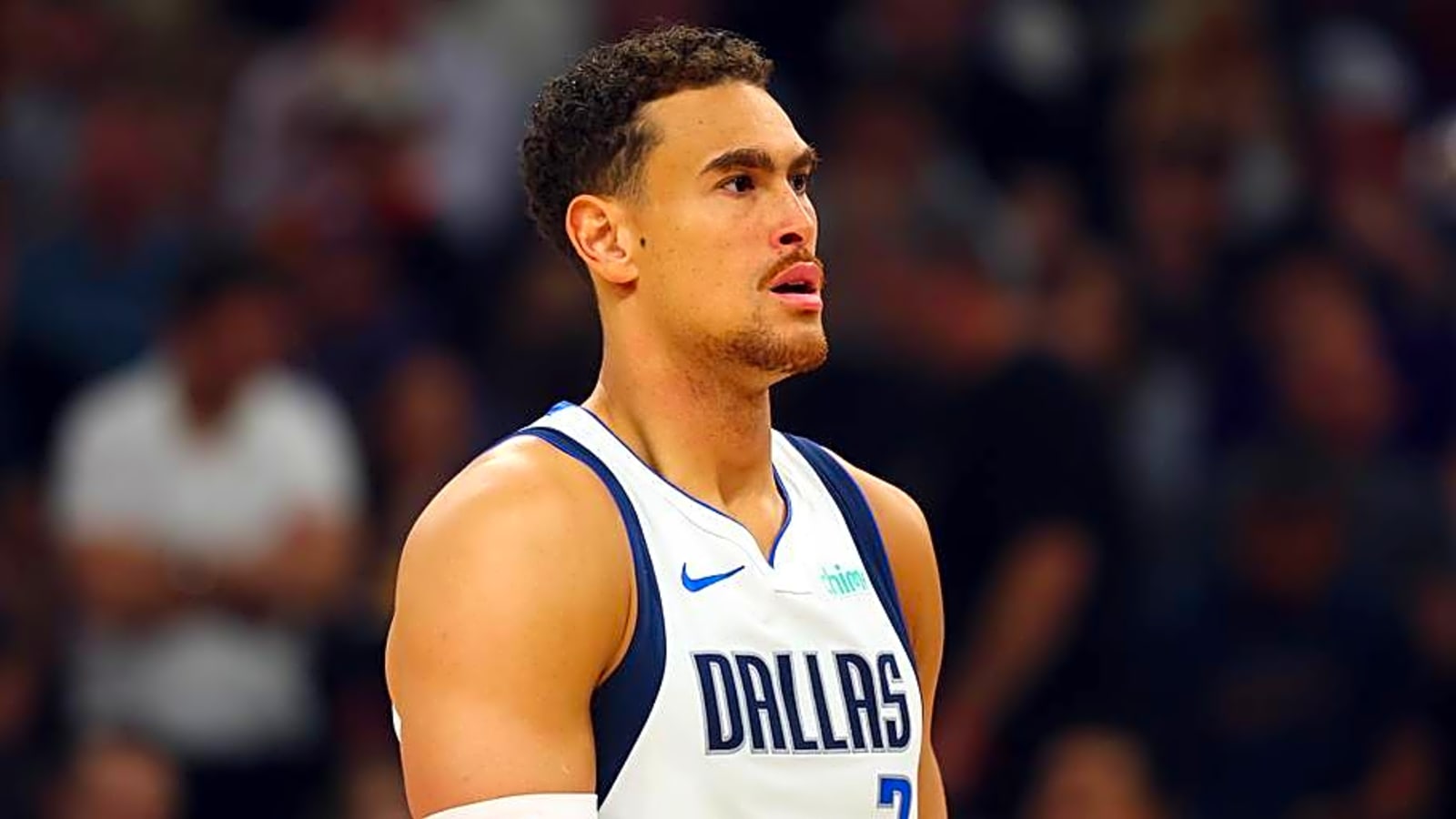 Projecting Mavericks' Depth Chart After Waiving Dwight Powell