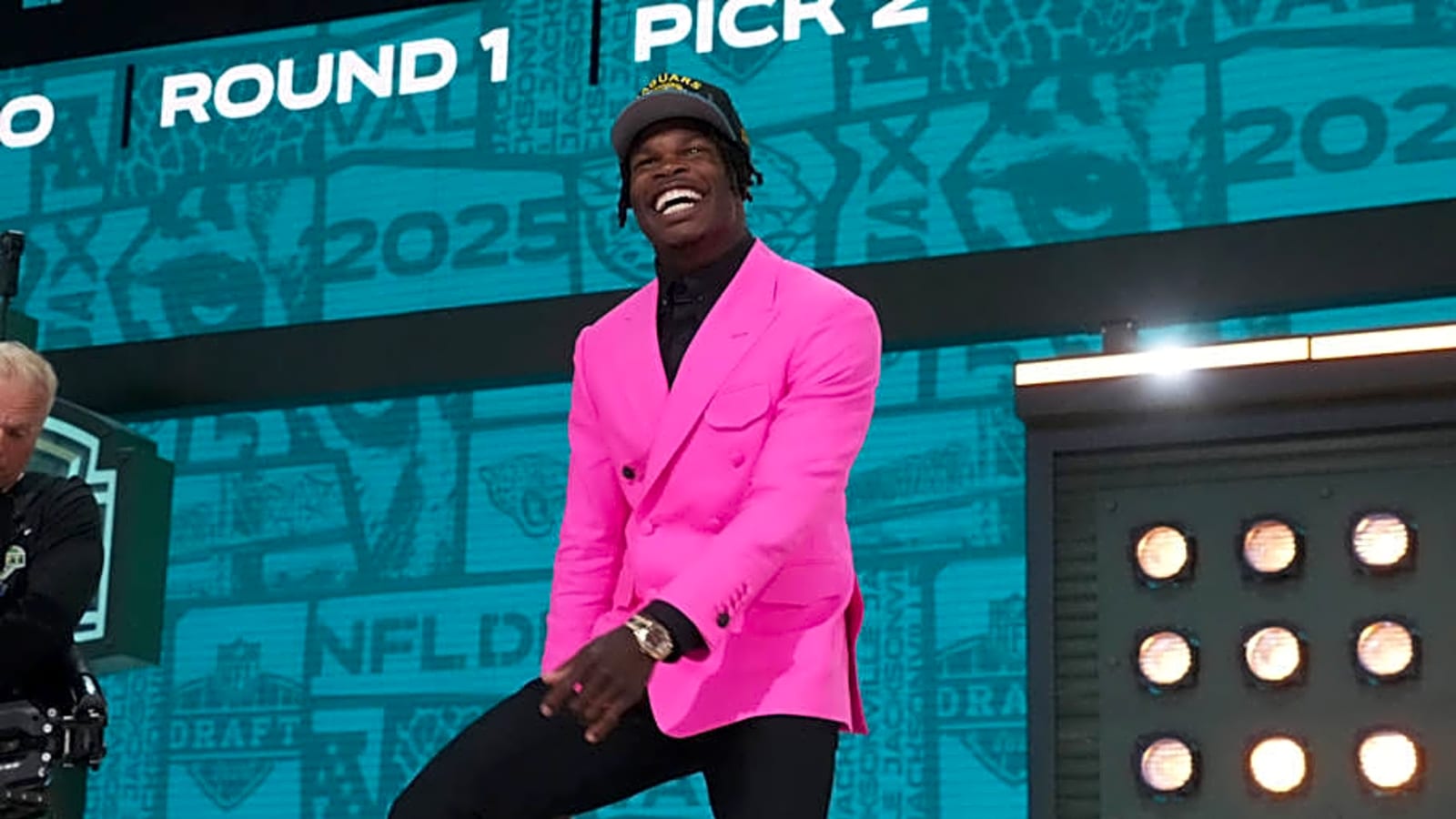 Jacksonville Jaguars Draft Travis Hunter: Hunter's Energetic Reaction To NFL Draft Trade
