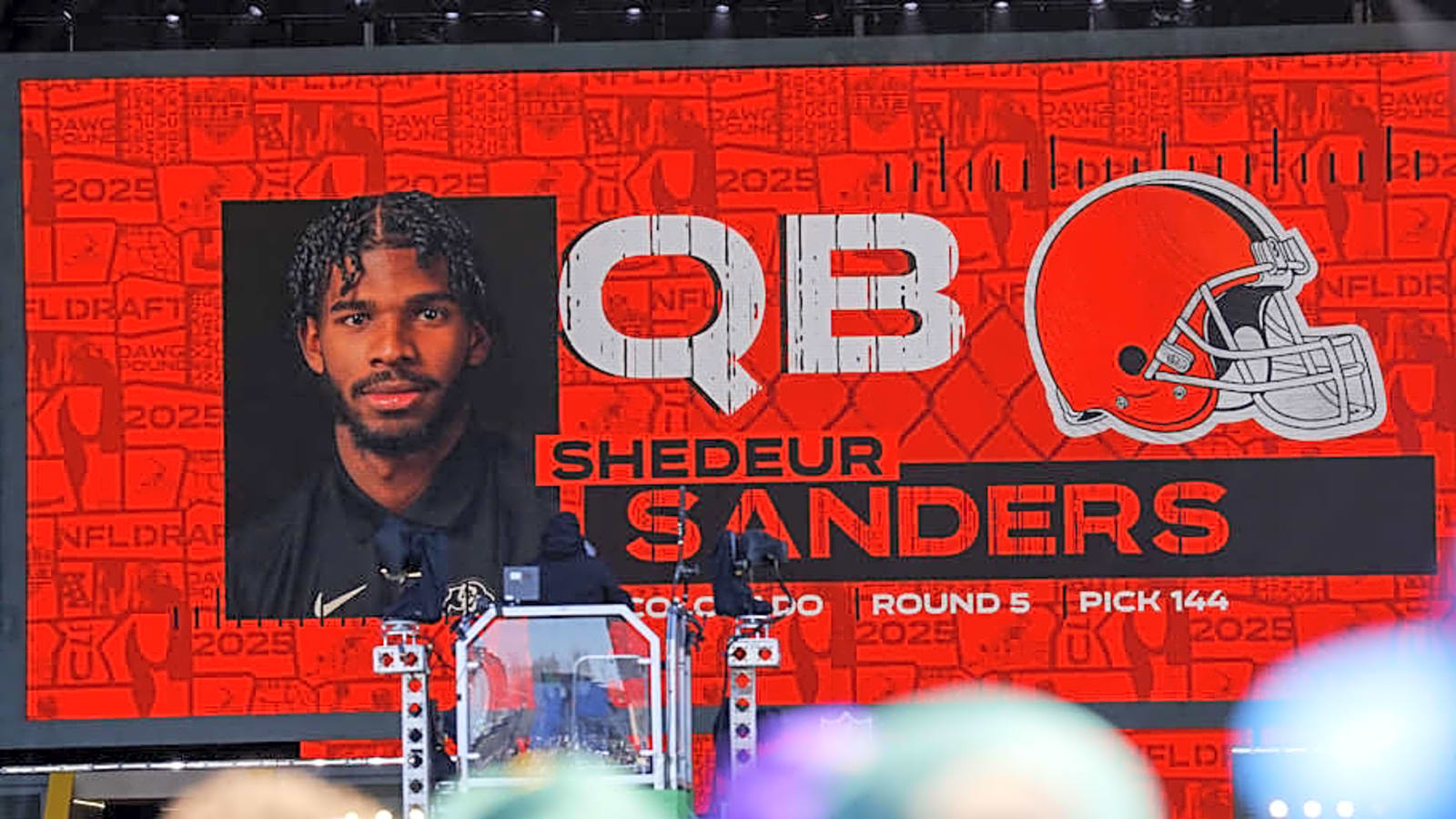 NFL Insider Makes Very Bold QB Prediction for Cleveland Browns