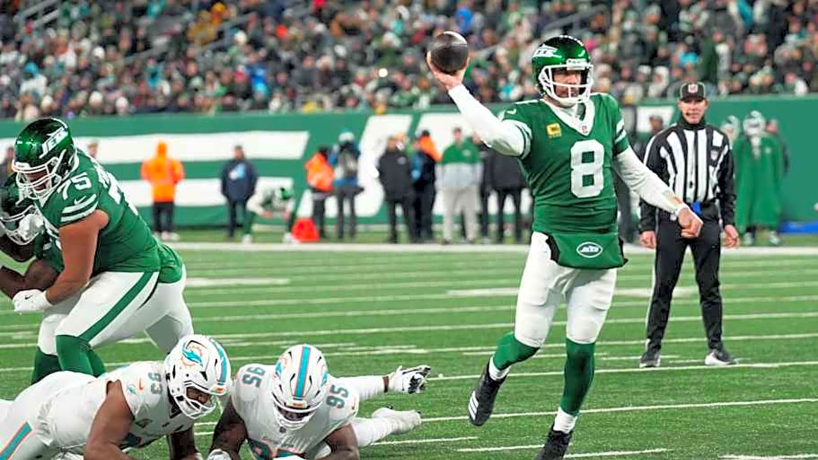 Aaron Rodgers Biographer Might Have Revealed Ex-Jets QB's Plans